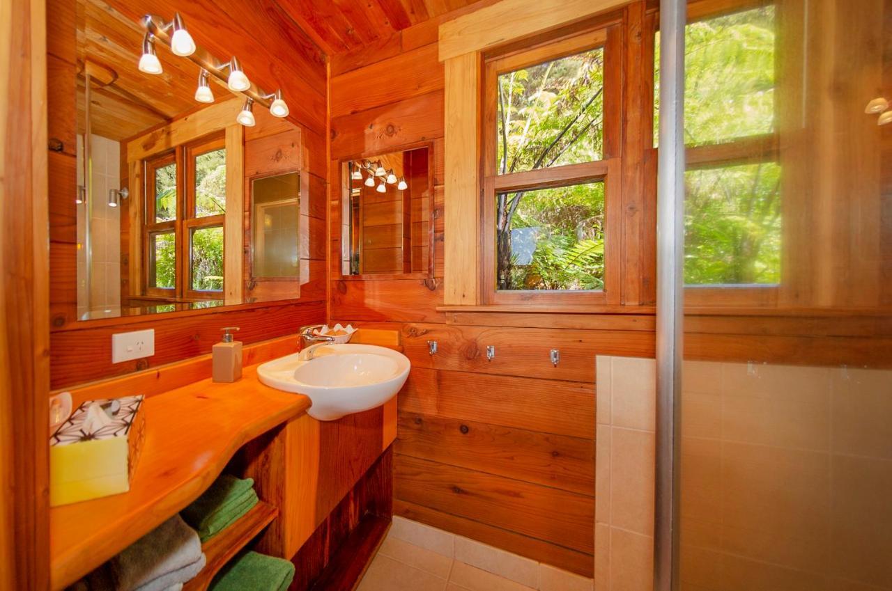 Kuaotunu Chalets Eksteriør bilde